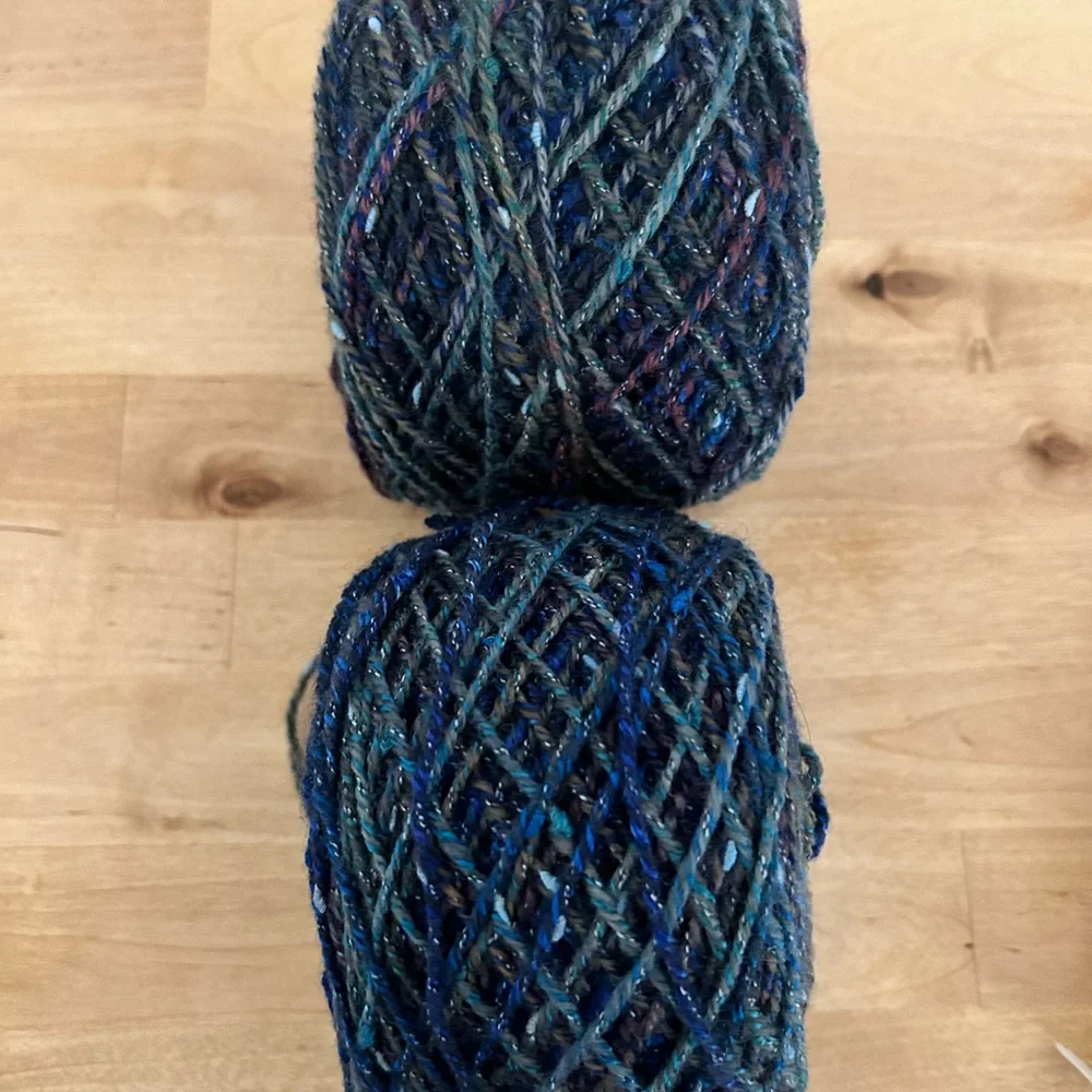 Berroco sesame yarn - Picture 3 of 3